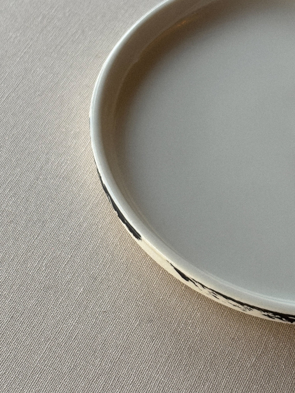 Essentials Plate Small - Brushed