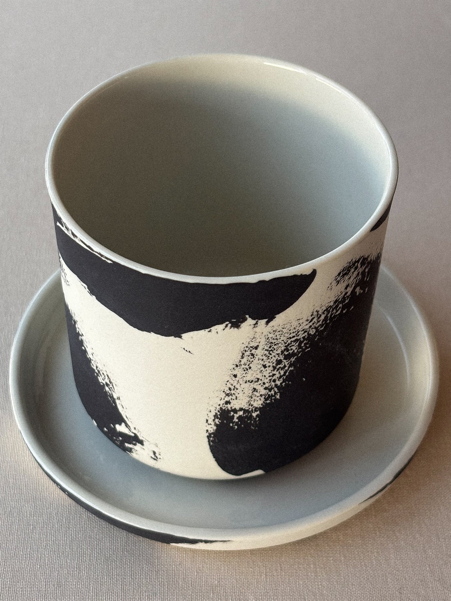 ESSENTIALS CUP LARGE - BRUSHED