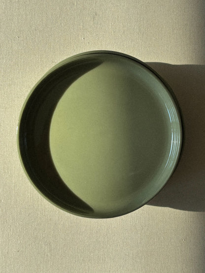 ESSENTIALS PLATE SMALL - PISTACHIO